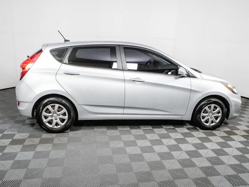 Used 2014 Hyundai Accent GS image 5