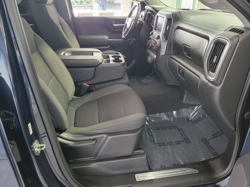 Used 2020 Chevrolet Silverado 1500 LT w/ All-Star Edition image 15