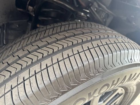 Certified 2025 Toyota 4Runner SR5 AWD/4WD image 27