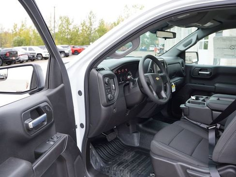 New 2026 Chevrolet Silverado 1500 W/T w/ WT Value Package AWD/4WD image 10