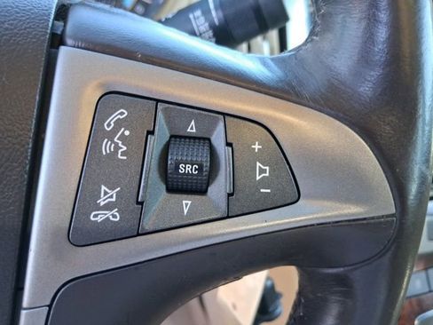Used 2013 Buick LaCrosse Leather w/ Driver Confidence Package FWD image 20