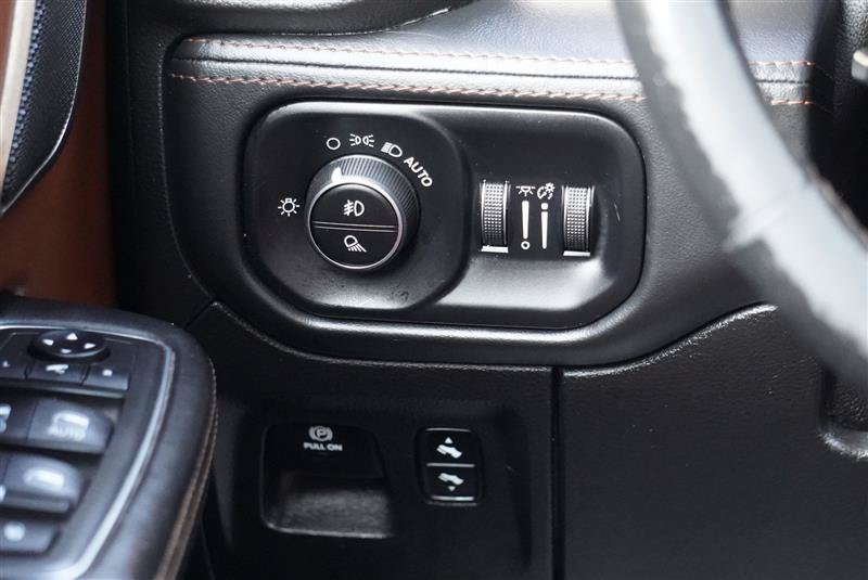 Used 2019 RAM 1500 Limited AWD/4WD image 71