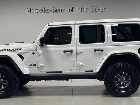 Used 2024 Jeep Wrangler Unlimited Rubicon 392 image 2