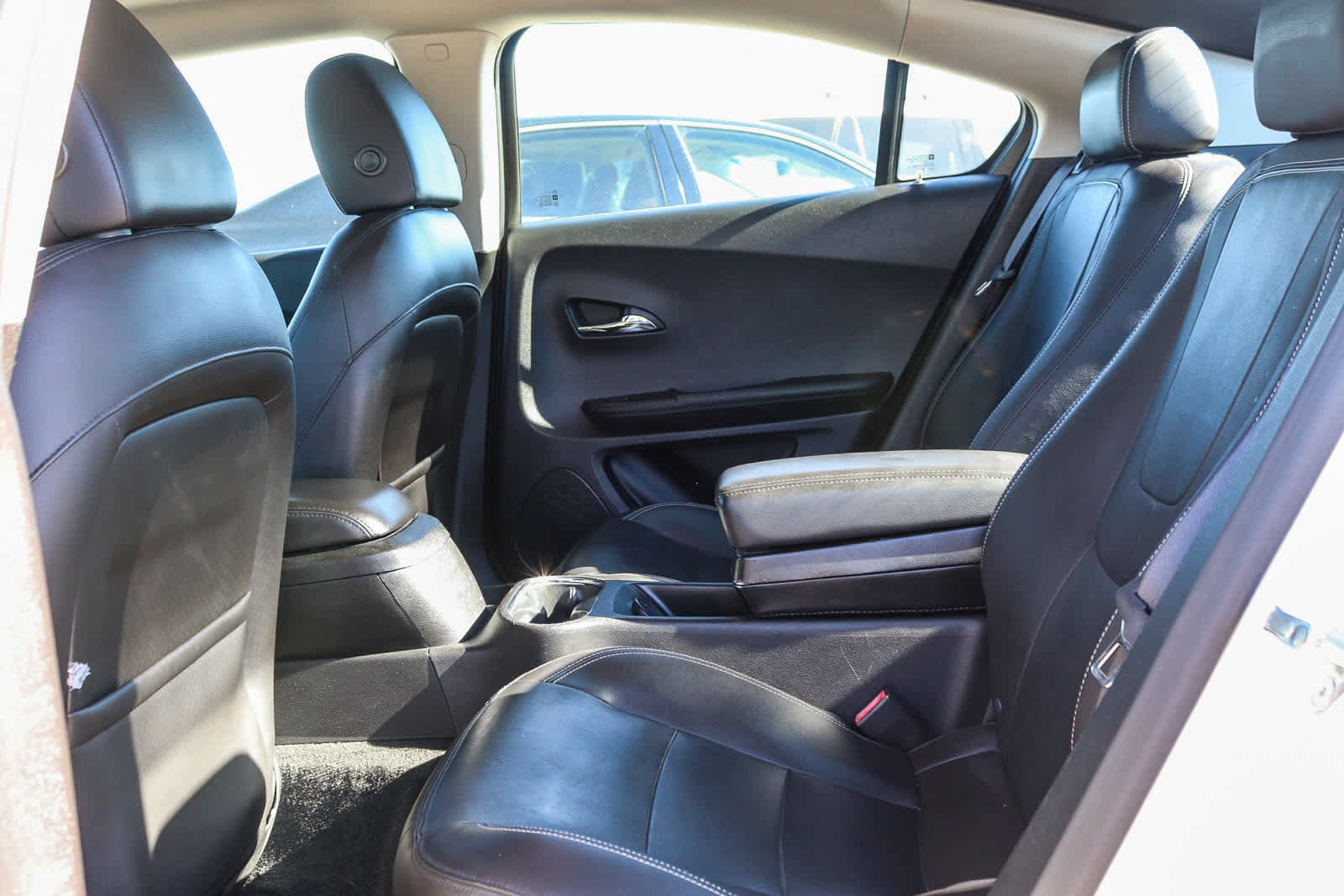 Used 2013 Chevrolet Volt Premium w/ Premium Trim Package FWD image 20