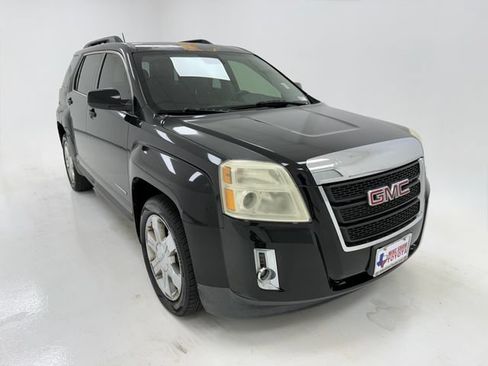Used 2015 GMC Terrain SLE w/ Convenience Package FWD image 2