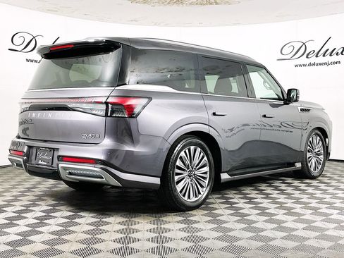 Used 2025 INFINITI QX80 Luxe AWD/4WD image 6