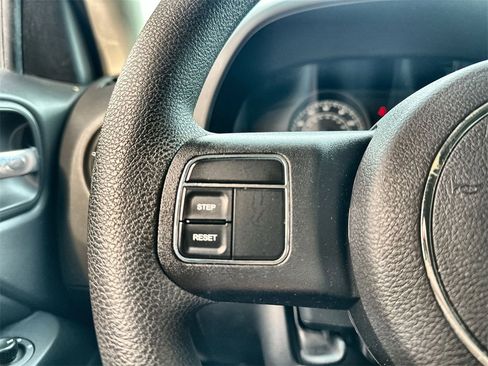 Used 2016 Jeep Patriot Sport w/ Power Value Group image 31