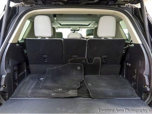 Used 2025 Ford Expedition Platinum w/ Platinum Ultimate Package image 26