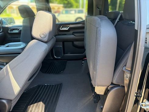 Certified 2024 Chevrolet Silverado 1500 LT AWD/4WD image 10