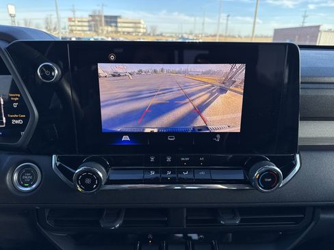 Used 2024 Chevrolet Colorado Trail Boss w/ Advanced Trailering Package image 17