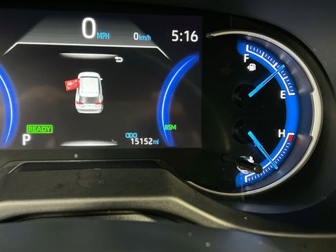 Used 2024 Toyota RAV4 AWD Hybrid image 21