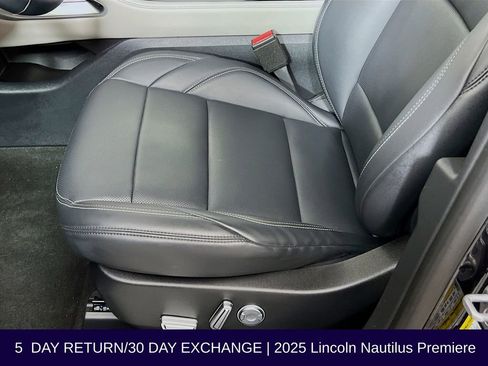 Used 2025 Lincoln Nautilus Premier w/ Equipment Group 102A AWD/4WD image 26