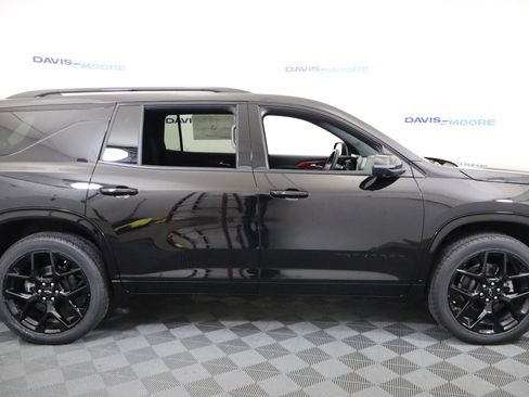 New 2026 Chevrolet Traverse RS image 4