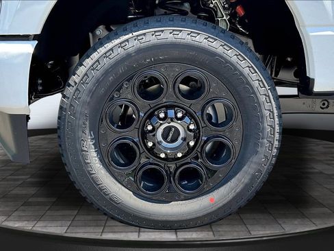 New 2026 Ford F250 Lariat w/ Black Appearance Package AWD/4WD image 13