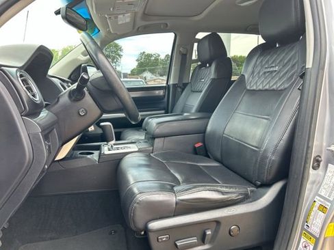 Used 2017 Toyota Tundra Platinum AWD/4WD image 29