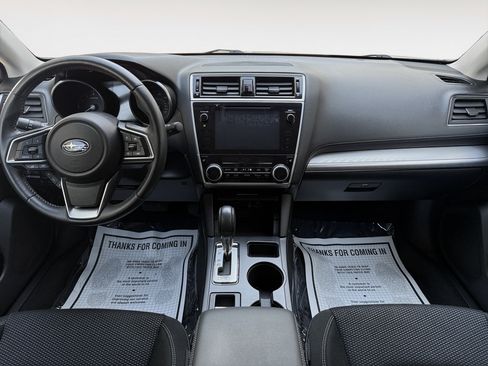 Used 2019 Subaru Outback 2.5i Premium AWD/4WD image 17