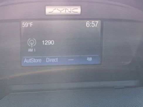 Used 2018 Ford Escape SE image 40