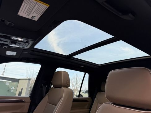 Used 2022 Chevrolet Tahoe Premier image 7