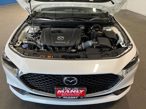 Used 2021 MAZDA MAZDA3 s FWD image 9
