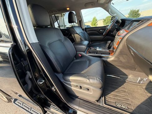 Used 2018 INFINITI QX80 4WD w/ Driver Assistance Package image 28