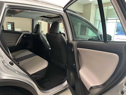 Used 2018 Toyota RAV4 Limited w/ Advanced Technology Package image 26