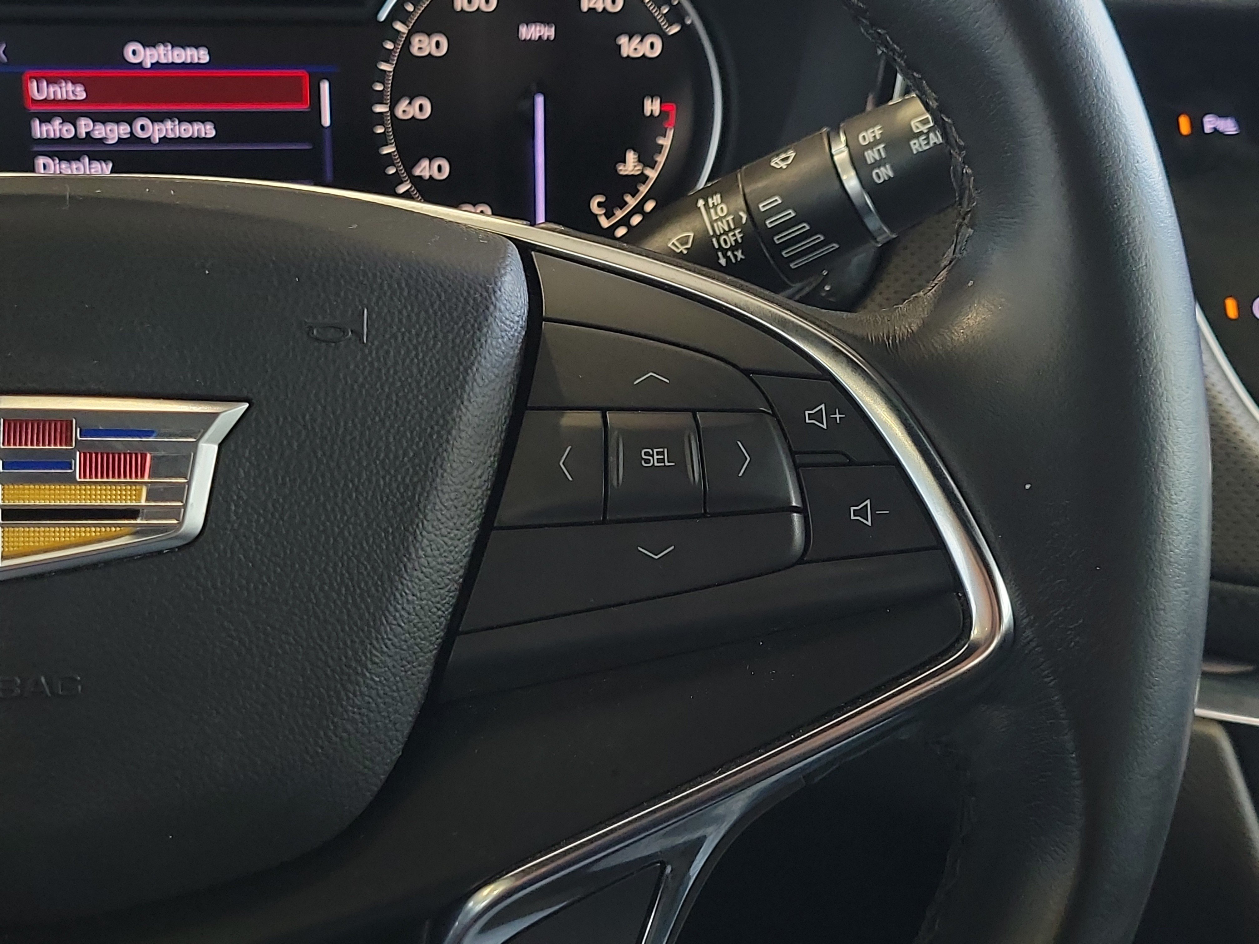 Used 2023 Cadillac XT5 Luxury FWD image 24