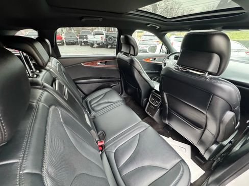 Used 2018 Lincoln MKX Reserve w/ Lincoln MKX Climate Package image 23