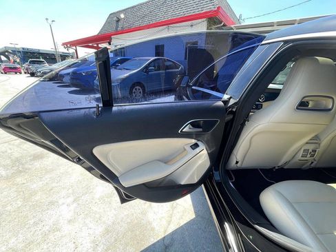 Used 2017 Mercedes-Benz CLA 250 image 16