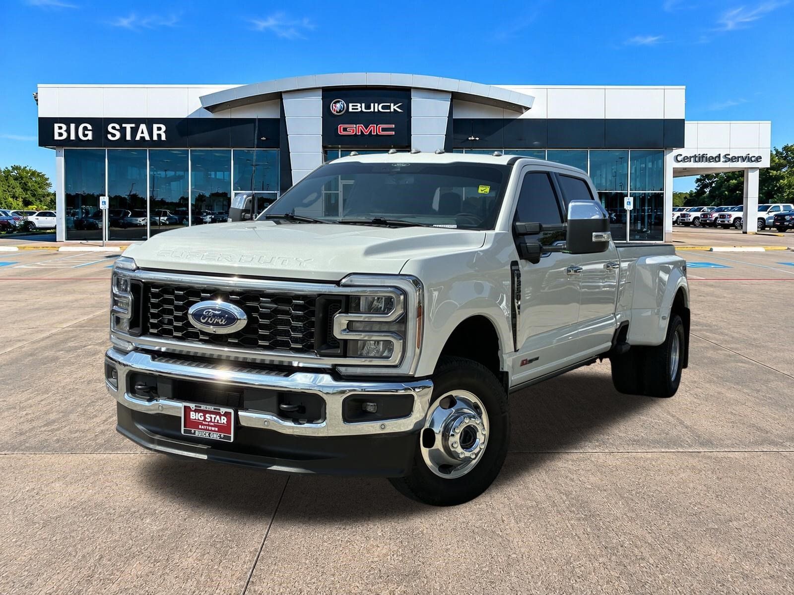 Used 2025 Ford F350 King Ranch w/ Chrome Package AWD/4WD image 2