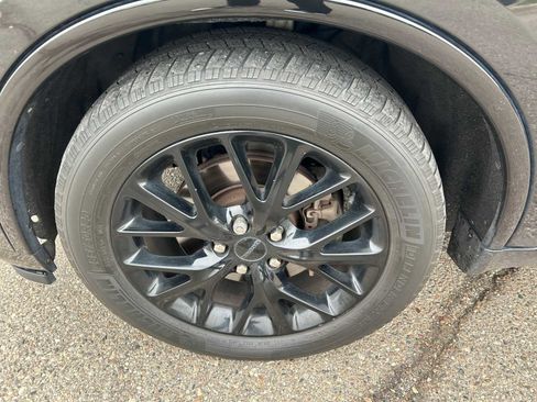 Used 2016 Dodge Durango R/T w/ Blacktop Package image 39