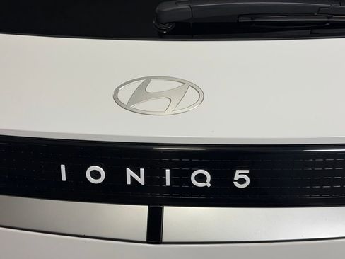 Used 2025 Hyundai Ioniq 5 SEL image 13