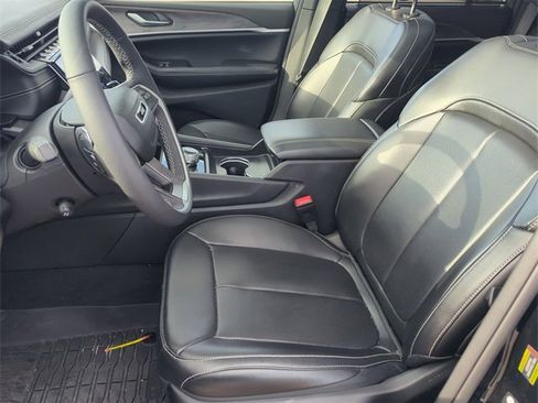 New 2024 Jeep Grand Cherokee Limited 4xe w/ Luxury Tech Group II image 11