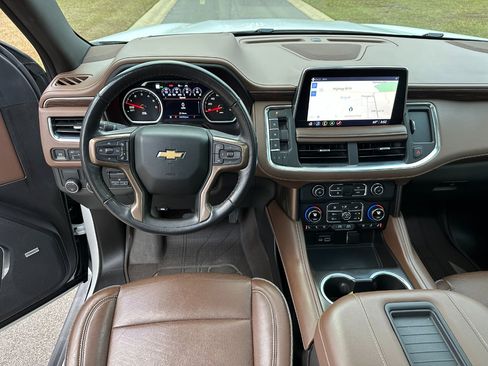 Used 2021 Chevrolet Suburban High Country image 42