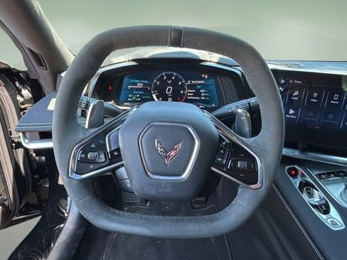 Used 2024 Chevrolet Corvette Stingray Preferred Cpe w/ Battery Protection Package RWD image 12