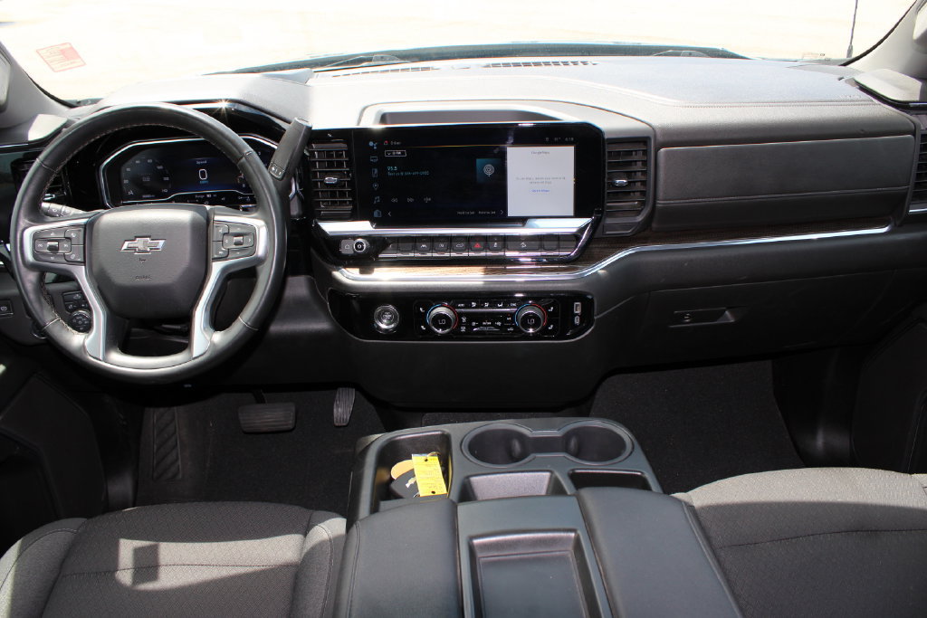 Used 2024 Chevrolet Silverado 1500 RST w/ Z71 Off-Road Package AWD/4WD image 14