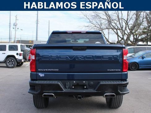 Used 2019 Chevrolet Silverado 1500 Custom Trail Boss w/ Custom Convenience Package image 4