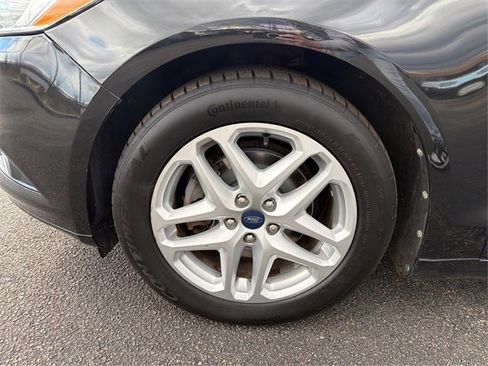 Used 2013 Ford Fusion SE image 15