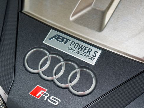 Used 2024 Audi RS 6 performance w/ Black Optic Package image 50