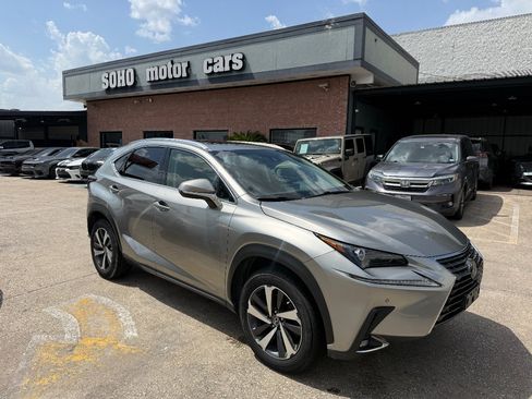 Used 2018 Lexus NX 300 AWD w/ Premium Package image 3