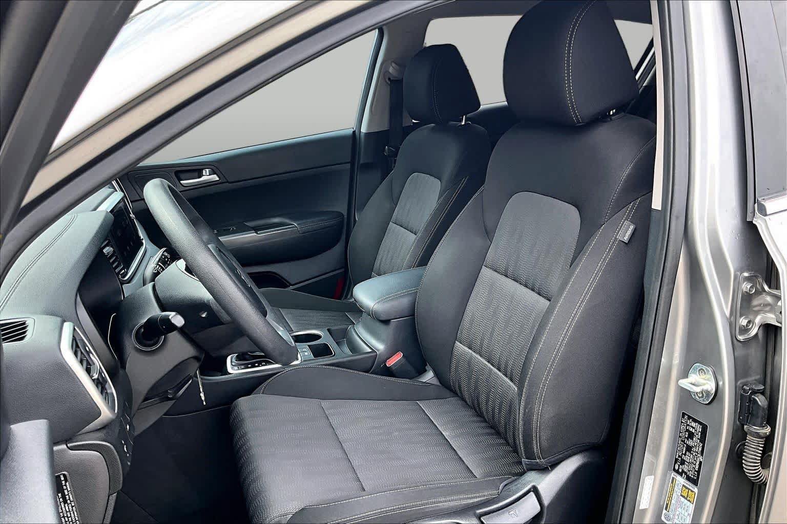 Used 2020 Kia Sportage LX FWD image 7