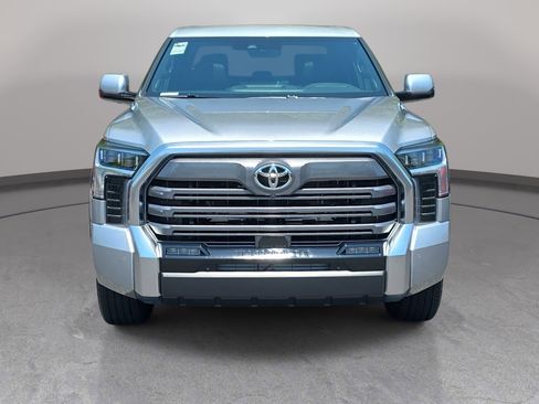 Used 2025 Toyota Tundra Limited AWD/4WD image 2