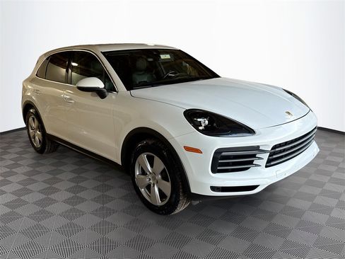 Used 2020 Porsche Cayenne image 4