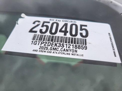 New 2025 GMC Canyon AT4 w/ AT4X AEV Edition image 17