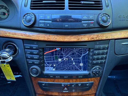 Used 2008 Mercedes-Benz E 350 4MATIC Wagon image 21