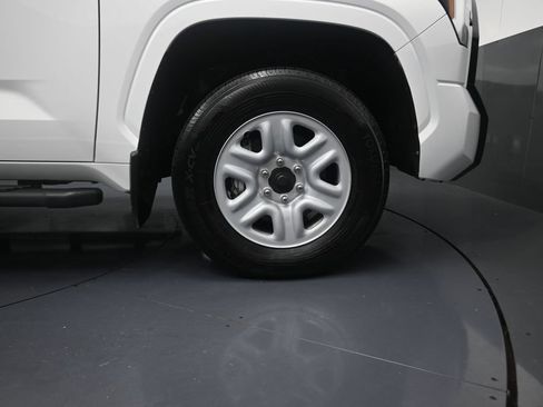Used 2025 Toyota Tundra SR w/ SR Tow Package AWD/4WD image 5