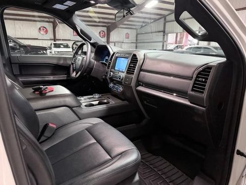 Used 2021 Ford Expedition XLT AWD/4WD image 19