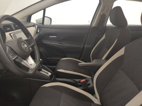 Used 2021 Nissan Versa SV image 17