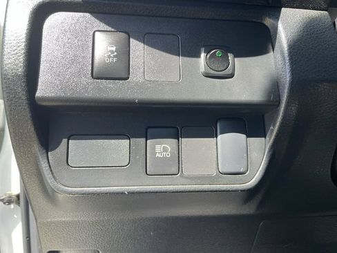 Used 2022 Toyota Tacoma SR AWD/4WD image 16