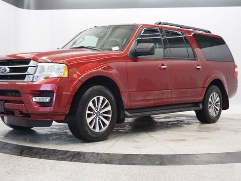 Used 2017 Ford Expedition EL XLT w/ Equipment Group 202A image 2
