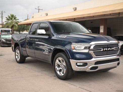 Used 2020 RAM 1500 Laramie RWD image 3